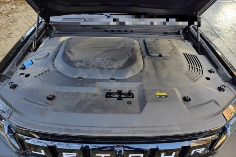 Used JETOUR Traveler 2024 2.0T All-Wheel-Drive CrossPRO Entertainment Edition Engine Bay