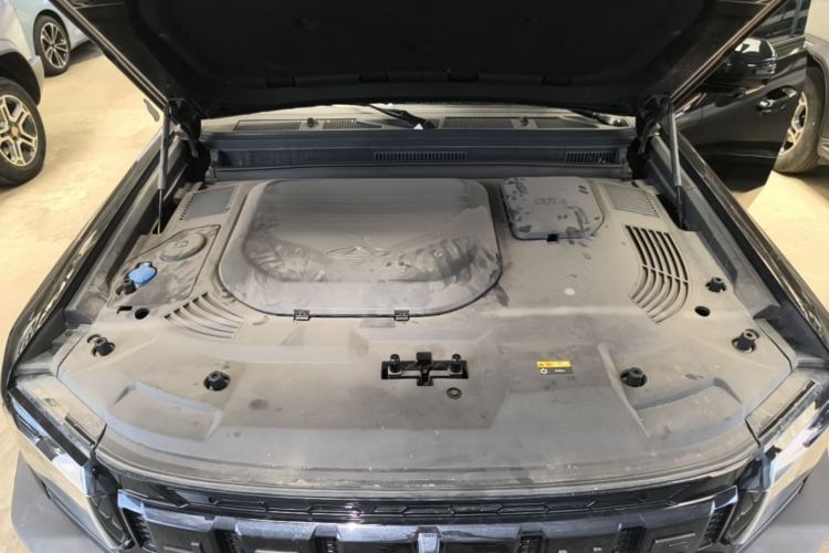 Used JETOUR Traveler 2024 2.0T All-Wheel-Drive CrossPRO Entertainment Edition Engine Bay