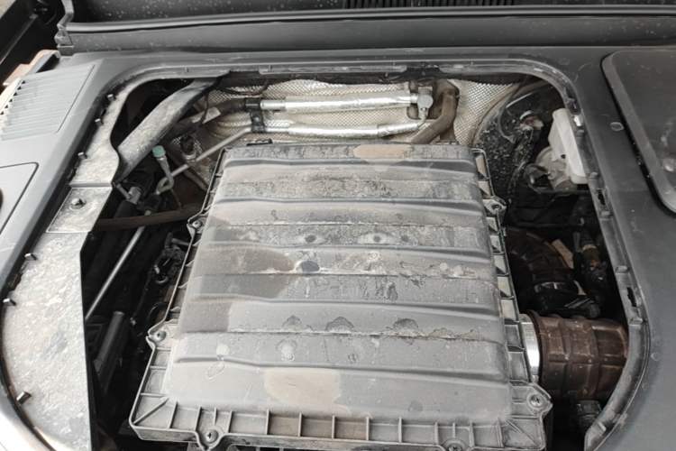 Used JETOUR Traveler 2024 2.0T All-Wheel-Drive CrossPRO Entertainment Edition Engine Bay