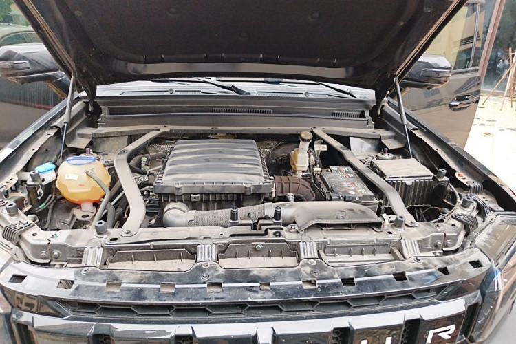 Used JETOUR Traveler 2024 2.0T All-Wheel-Drive CrossPRO Entertainment Edition Engine Bay