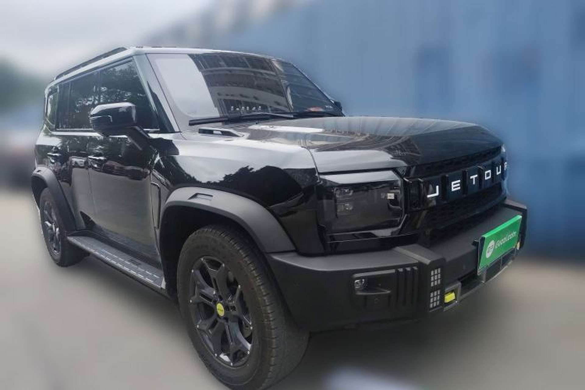 Used JETOUR Traveler 2024 2.0T All-Wheel-Drive CrossPRO+ Entertainment Edition Front Right 45 Deg