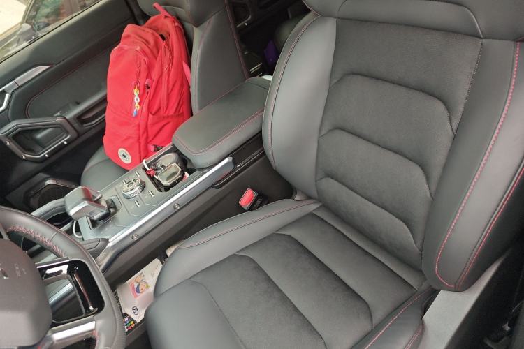 Used JETOUR Traveler 2024 2.0T All-Wheel-Drive CrossPRO+ Entertainment Edition Left Front Seat