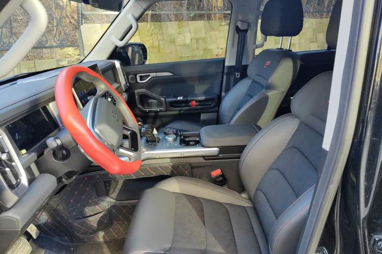 Used JETOUR Traveler 2024 2.0T All-Wheel-Drive CrossPRO Entertainment Edition Left Front Seat