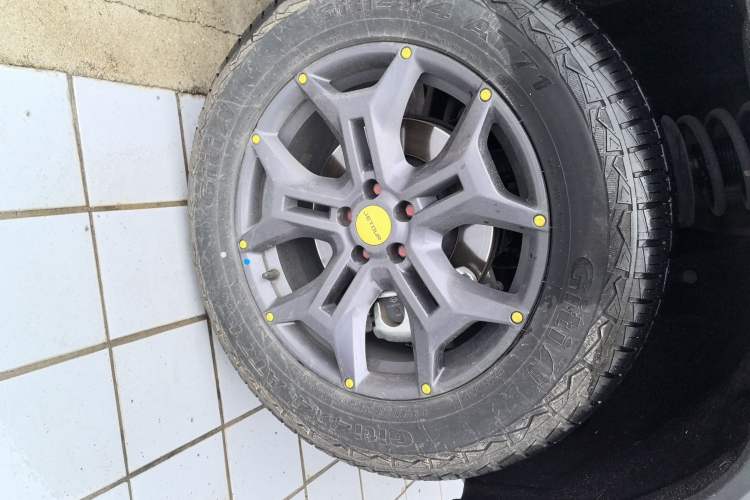 Used JETOUR Traveler 2024 2.0T All-Wheel-Drive CrossPRO+ Entertainment Edition Left Front Wheel Hub