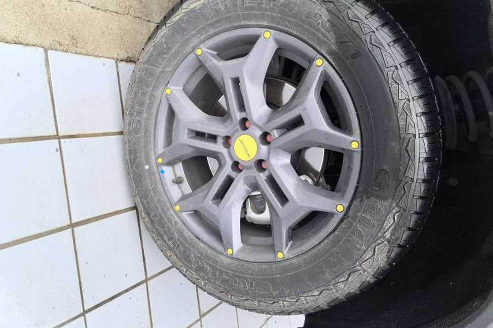 Used JETOUR Traveler 2024 2.0T All-Wheel-Drive CrossPRO+ Entertainment Edition Left Front Wheel Hub