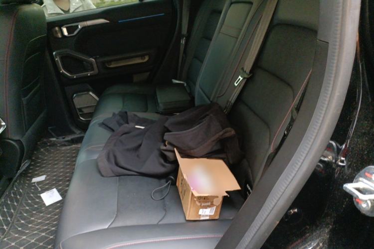 Used JETOUR Traveler 2024 2.0T All-Wheel-Drive CrossPRO+ Entertainment Edition Left Rear Seat