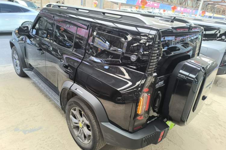 Used JETOUR Traveler 2024 2.0T All-Wheel-Drive CrossPRO Entertainment Edition Rear Left 45 Deg