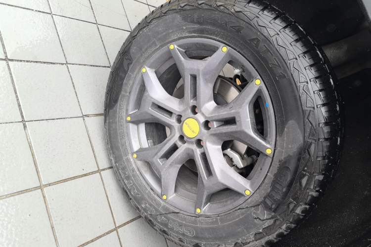 Used JETOUR Traveler 2024 2.0T All-Wheel-Drive CrossPRO+ Entertainment Edition Right Rear Wheel Hub