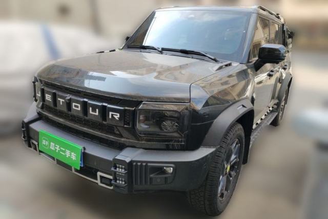 Ojetý JETOUR Traveler 2024 2.0T All-Wheel-Drive CrossPRO+ Entertainment Edition