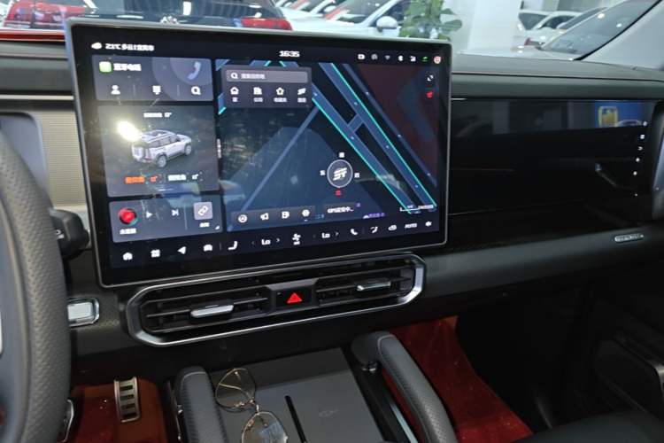 Used JETOUR Traveler 2024 2.0T All-Wheel-Drive CrossPRO Entertainment Edition Audio And AC Panel