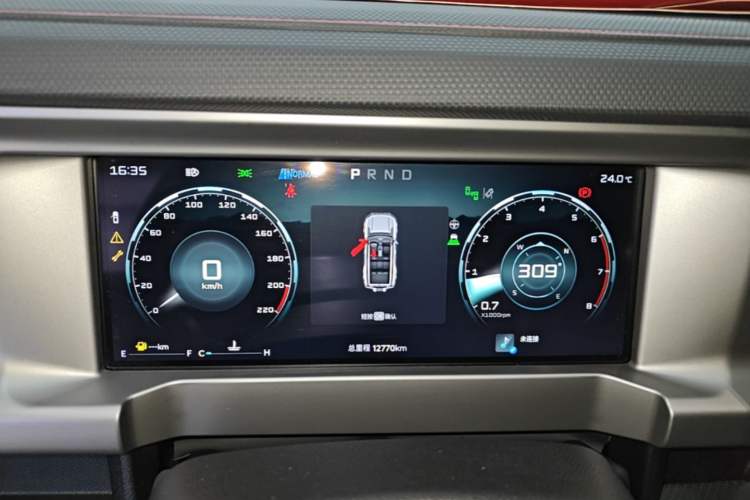 Used JETOUR Traveler 2024 2.0T All-Wheel-Drive CrossPRO Entertainment Edition Instrument Cluster