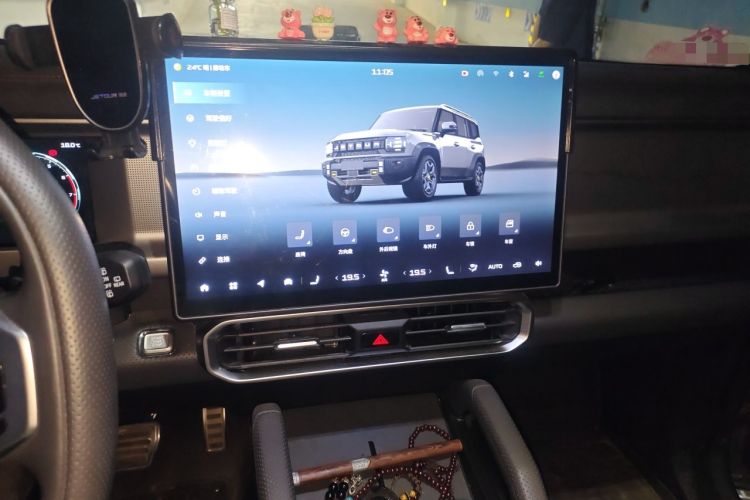 Used JETOUR Traveler 2024 2.0T All-Wheel-Drive CrossPRO Entertainment Edition Audio And AC Panel