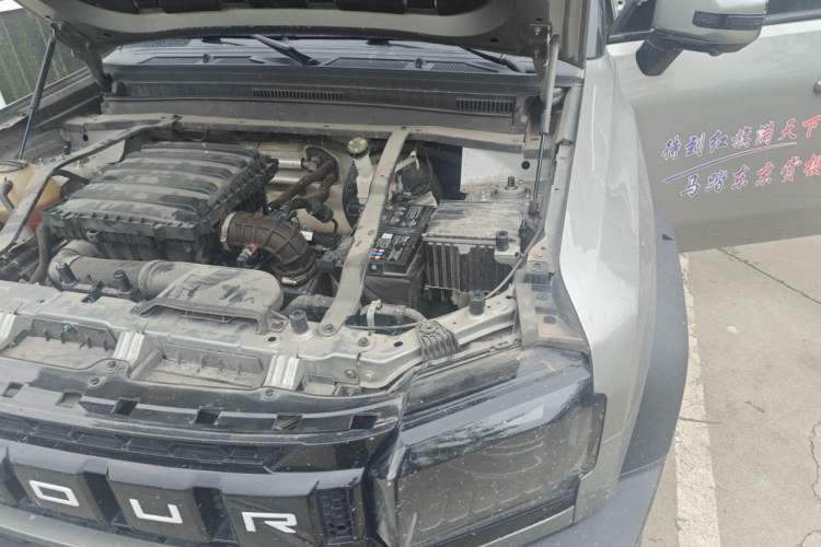 Used JETOUR Traveler 2024 2.0T All-Wheel-Drive CrossPRO+ Entertainment Edition Engine Bay Left