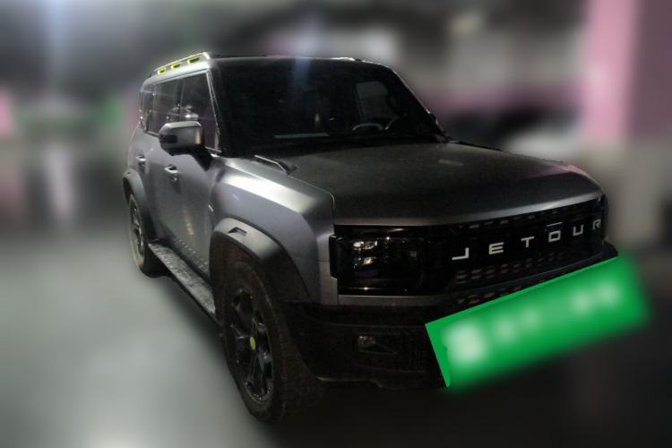 Used JETOUR Traveler 2024 2.0T All-Wheel-Drive CrossPRO+ Entertainment Edition Front Right 45 Deg