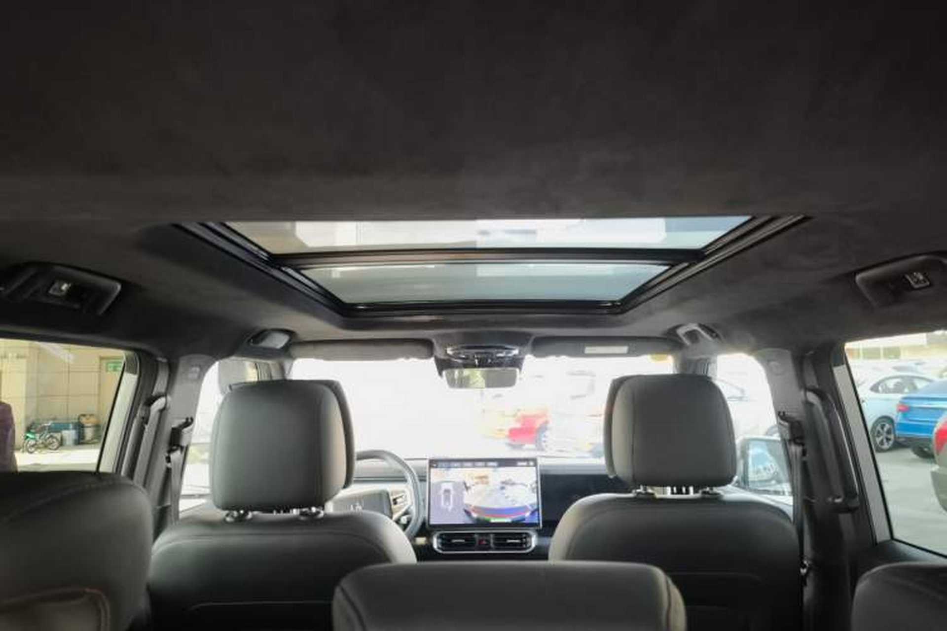 Used JETOUR Traveler 2024 2.0T All-Wheel-Drive Silver Dragon Wings Headliner