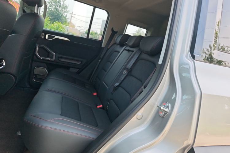 Used JETOUR Traveler 2024 2.0T All-Wheel-Drive CrossPRO Entertainment Edition Left Rear Seat