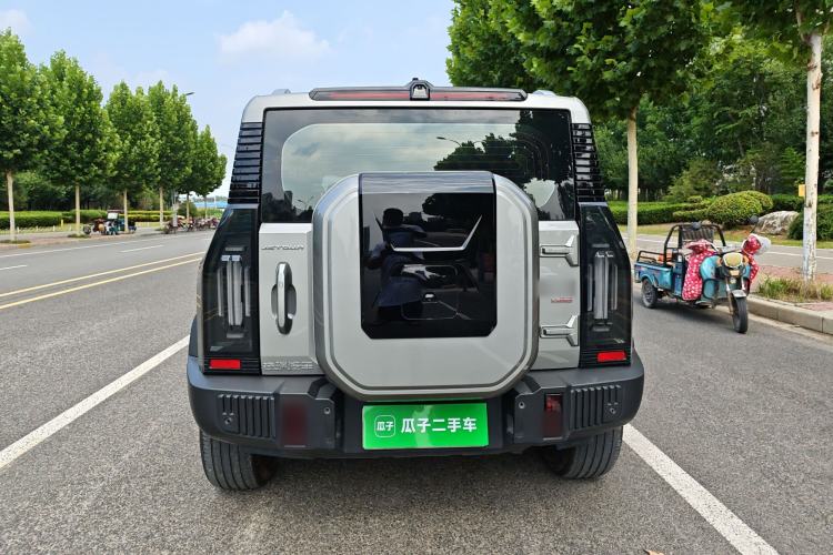 Used JETOUR Traveler 2024 2.0T All-Wheel-Drive CrossPRO Entertainment Edition Rear