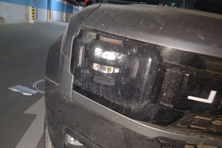 Used JETOUR Traveler 2024 2.0T All-Wheel-Drive CrossPRO Entertainment Edition Right Front Headlight