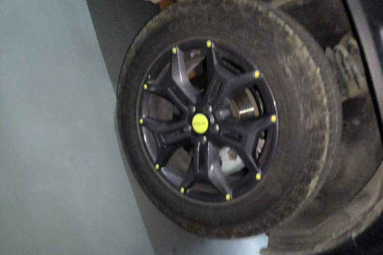 Used JETOUR Traveler 2024 2.0T All-Wheel-Drive CrossPRO+ Entertainment Edition Right Front Wheel Hub
