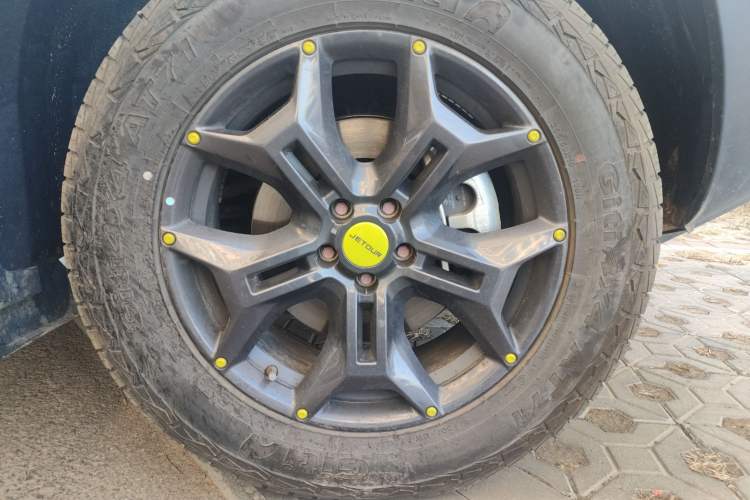 Used JETOUR Traveler 2024 2.0T All-Wheel-Drive CrossPRO+ Entertainment Edition Right Front Wheel Hub
