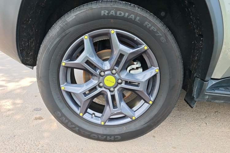 Used JETOUR Traveler 2024 2.0T All-Wheel-Drive CrossPRO Entertainment Edition Right Rear Wheel Hub