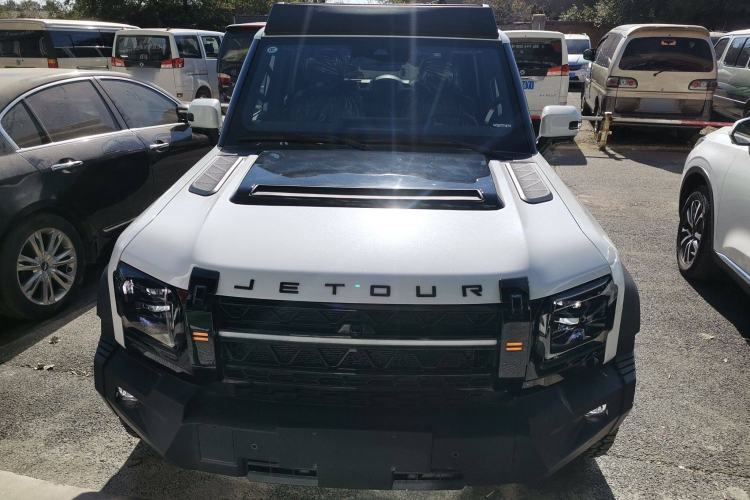 Used JETOUR Traveler 2024 2.0T All-Wheel-Drive Silver Dragon Wings Front