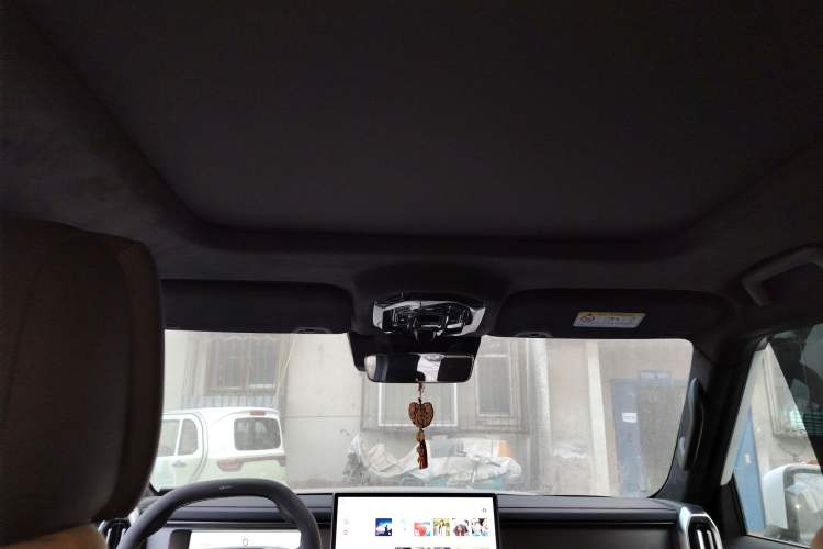 Used JETOUR Traveler 2024 2.0T All-Wheel-Drive Silver Dragon Wings Headliner