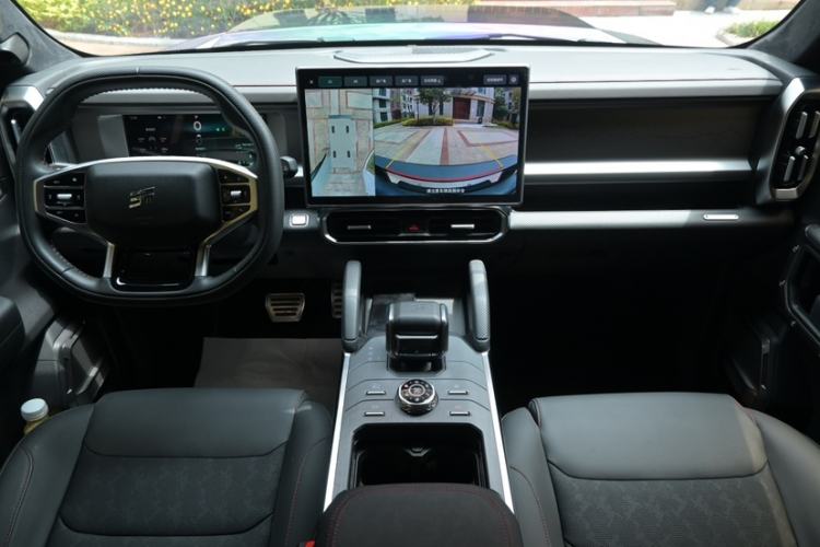 Used JETOUR Traveler 2024 2.0T All-Wheel-Drive Silver Dragon Wings Interior 3