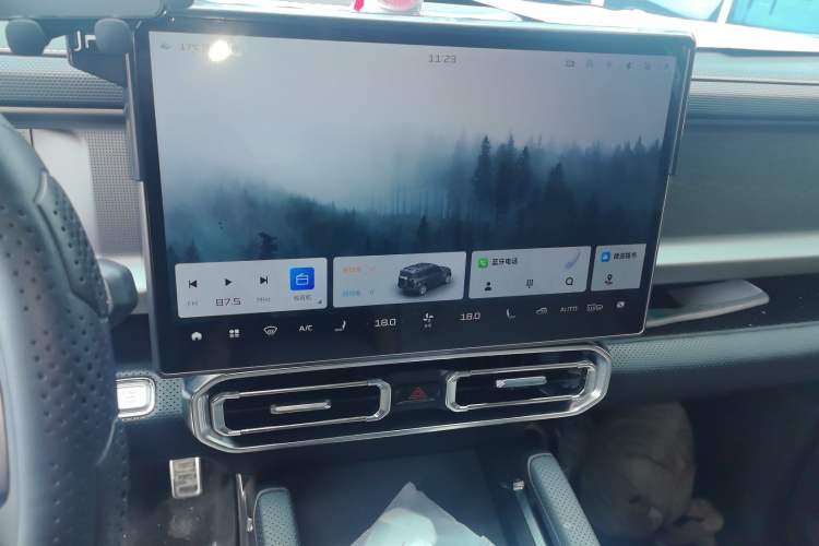 Used JETOUR Traveler 2025 2.0TD DCT XWD Cross-country Audio And AC Panel