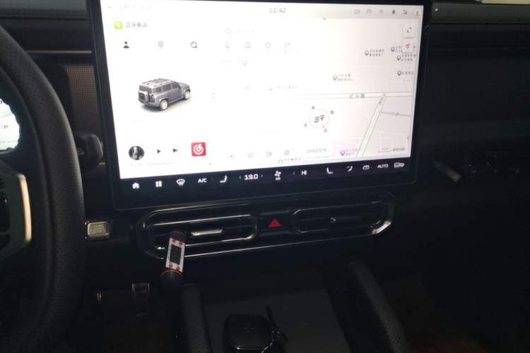 Used JETOUR Traveler 2025 2.0TD Automatic XWD Conquest Audio And AC Panel