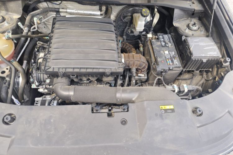 Used JETOUR Traveler 2025 2.0TD DCT XWD Cross-country Engine Bay