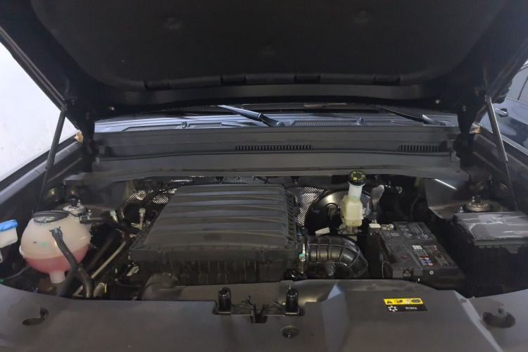 Used JETOUR Traveler 2025 2.0TD DCT Four-Wheel Drive Star Guardian Engine Bay