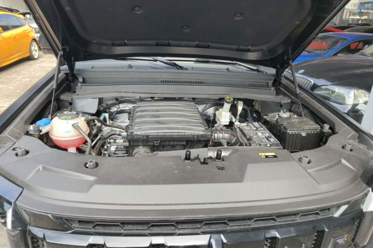 Used JETOUR Traveler 2025 2.0TD DCT XWD Cross-country Engine Bay