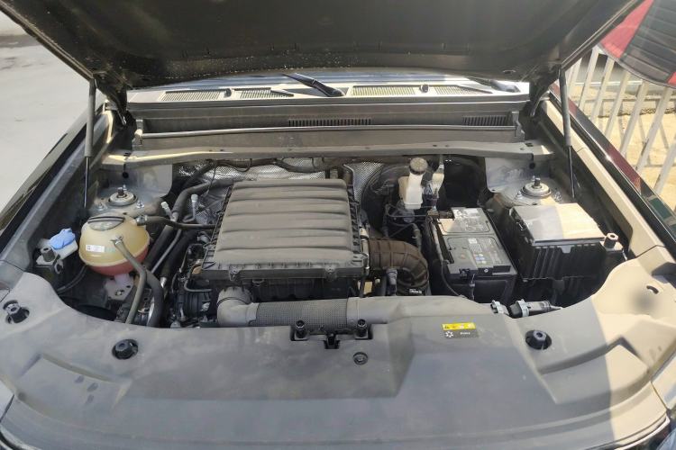 Used JETOUR Traveler 2025 2.0TD DCT XWD Cross-country Engine Bay