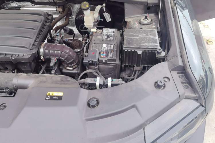 Used JETOUR Traveler 2025 2.0TD DCT XWD Cross-country Engine Bay Left