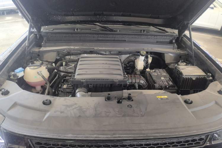 Used JETOUR Traveler 2025 2.0TD DCT Four-Wheel Drive Star Guardian Engine Bay