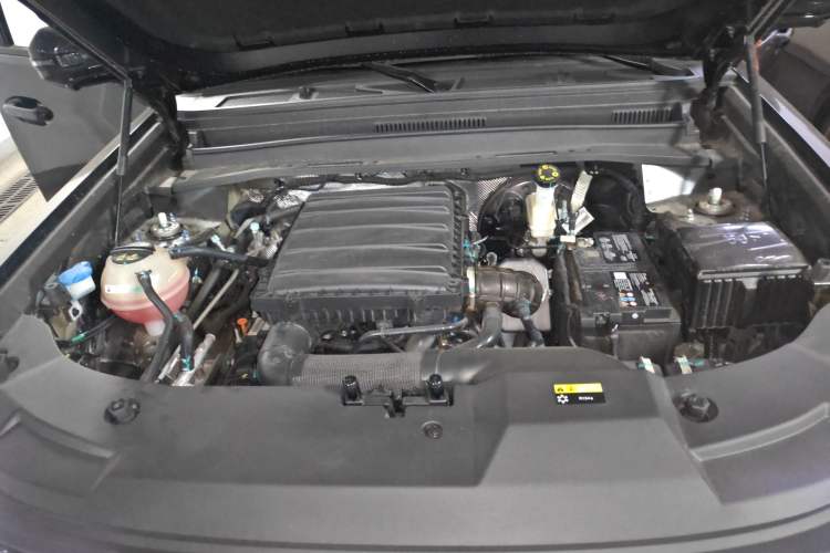 Used JETOUR Traveler 2025 Model—1.5TD DCT Exploration + Smooth Driving Edition Engine Bay