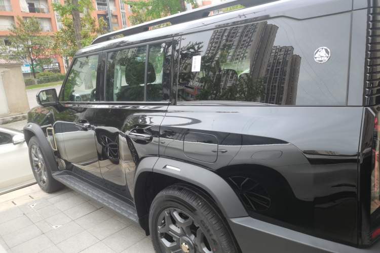 Used JETOUR Traveler 2025 2.0TD XWD Conquer Extended Version 7 Seats Exterior 3