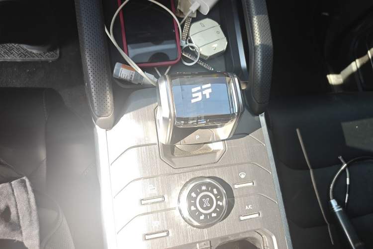 Used JETOUR Traveler 2025 2.0TD DCT XWD Discovery Gear Lever