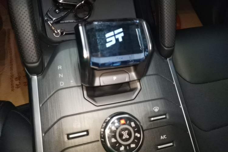 Used JETOUR Traveler 2025 2.0TD Automatic XWD Conquest Gear Lever