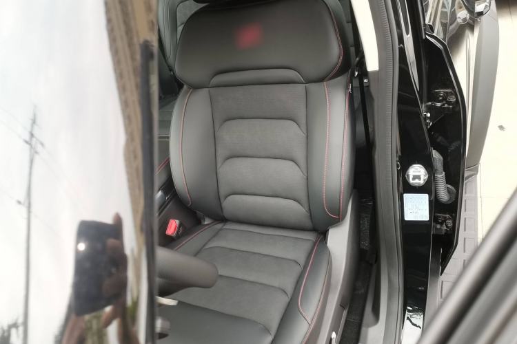 Used JETOUR Traveler 2025 2.0TD XWD Conquer Extended Version 7 Seats Left Front Seat