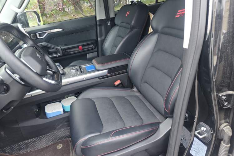 Used JETOUR Traveler 2025 2.0TD DCT XWD Cross-country Left Front Seat