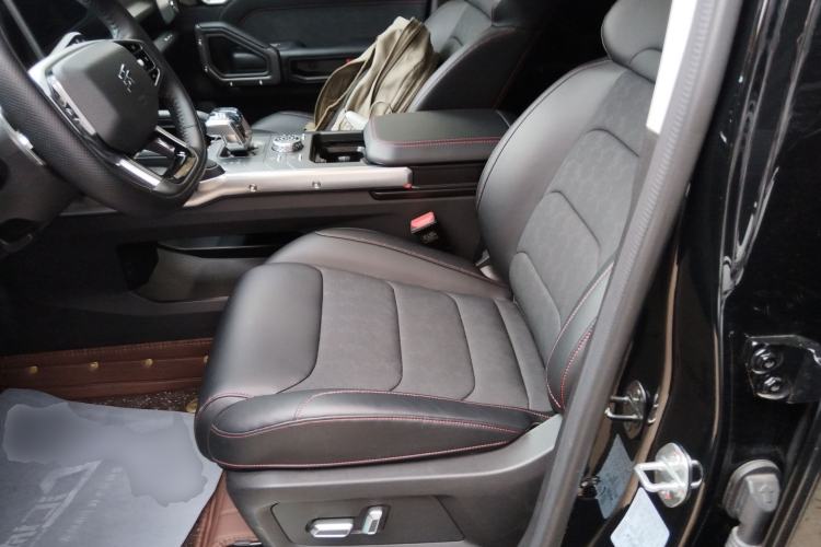 Used JETOUR Traveler 2025 2.0TD DCT XWD Cross-country Left Front Seat