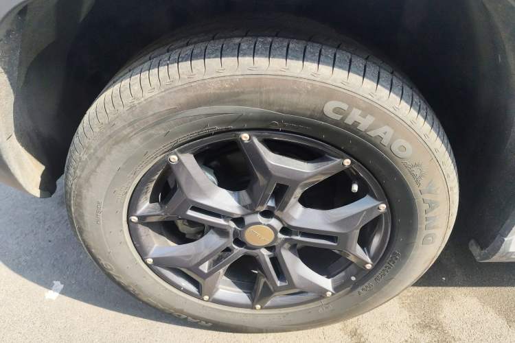 Used JETOUR Traveler 2025 2.0TD DCT XWD Cross-country Left Front Wheel Hub