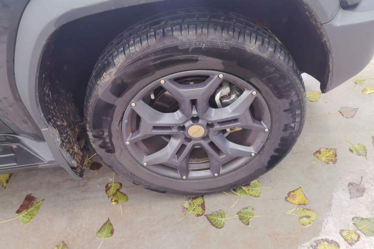 Used JETOUR Traveler 2025 2.0TD DCT XWD Cross-country Right Front Wheel Hub