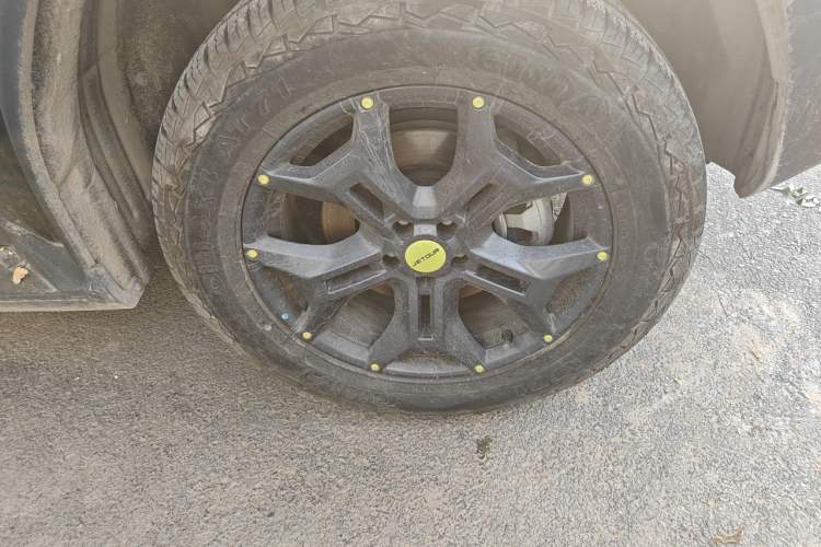 Used JETOUR Traveler 2025 2.0TD DCT XWD Cross+ Right Front Wheel Hub