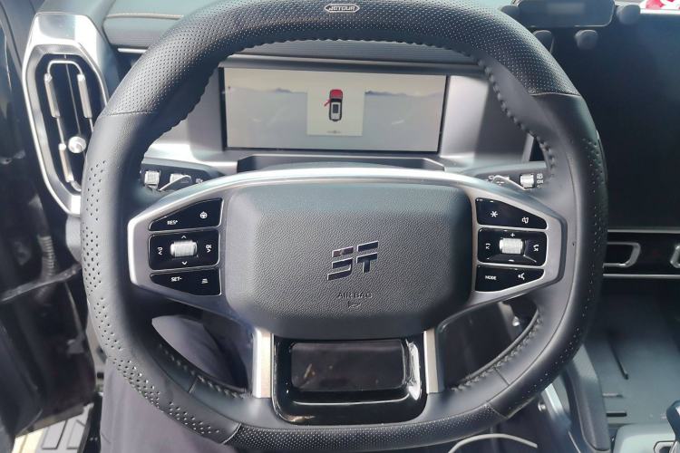 Used JETOUR Traveler 2025 2.0TD DCT XWD Cross-country Steering Wheel