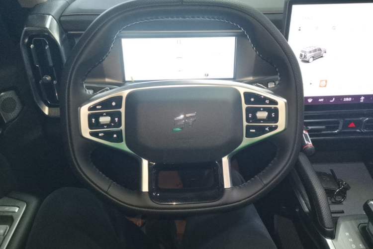 Used JETOUR Traveler 2025 2.0TD Automatic XWD Conquest Steering Wheel