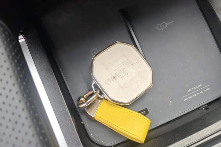 Used JETOUR Traveler 2025 2.0TD DCT XWD Cross-country Vehicle Key