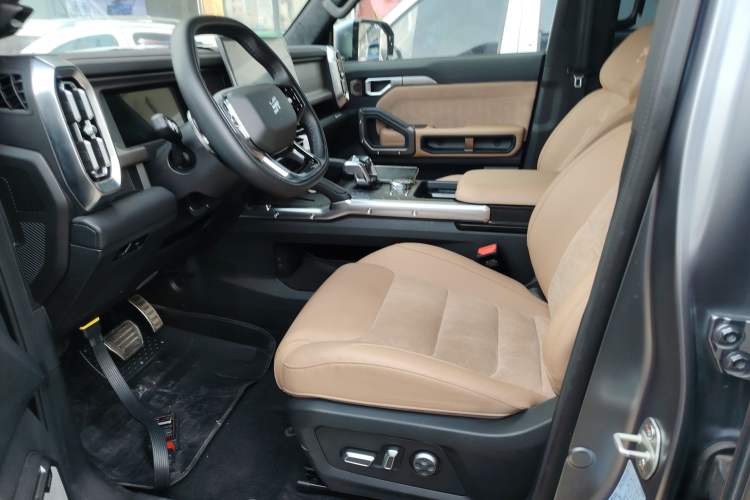 Used JETOUR Traveler 2025 2.0TD Automatic XWD Conquest+ Left Front Seat